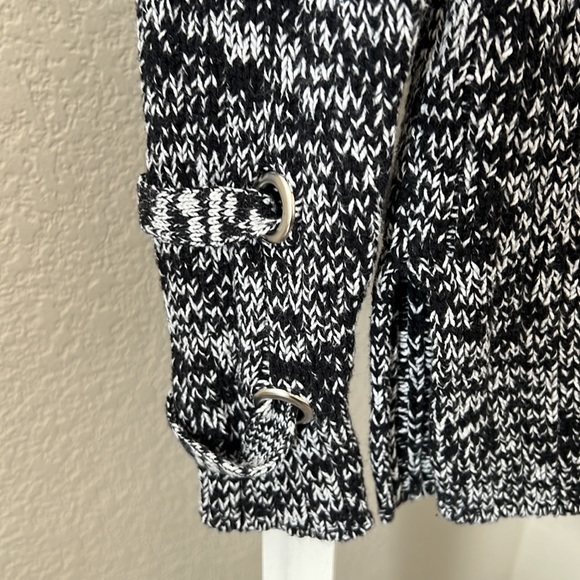 Guess sweater - Picture 9 of 14